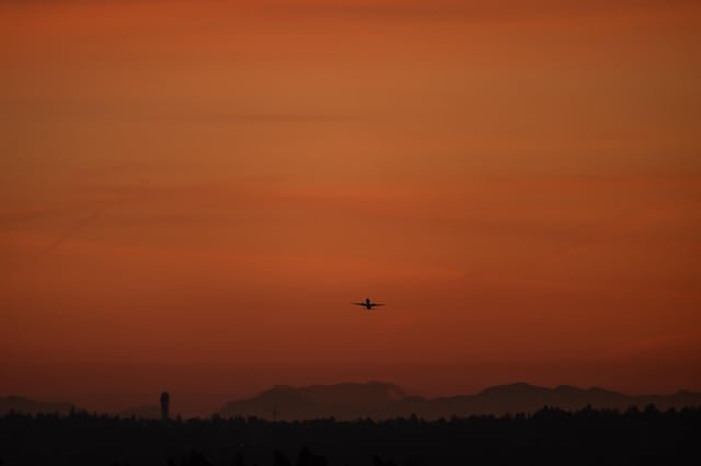 Taken from First Hill this evening, is this Mt St Helens?