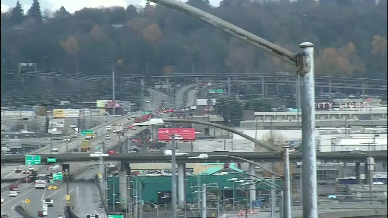TRAFFIC, WEATHER, TRANSIT, ROAD WORK: Pre-Thanksgiving Monday info, with school changes