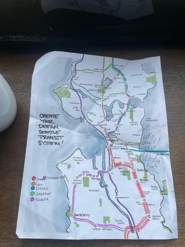 A very fantasy transit map :3