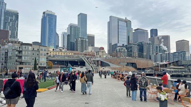Local visits to downtown Seattle hit post-pandemic highs