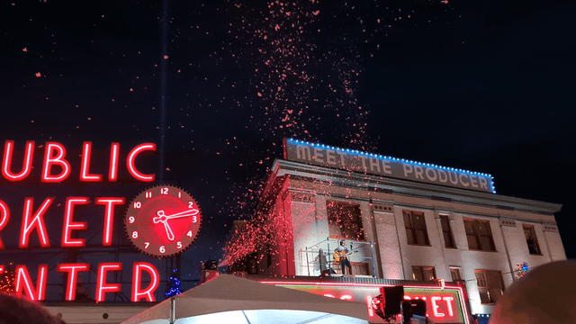 Pike Place Holiday Kickoff
