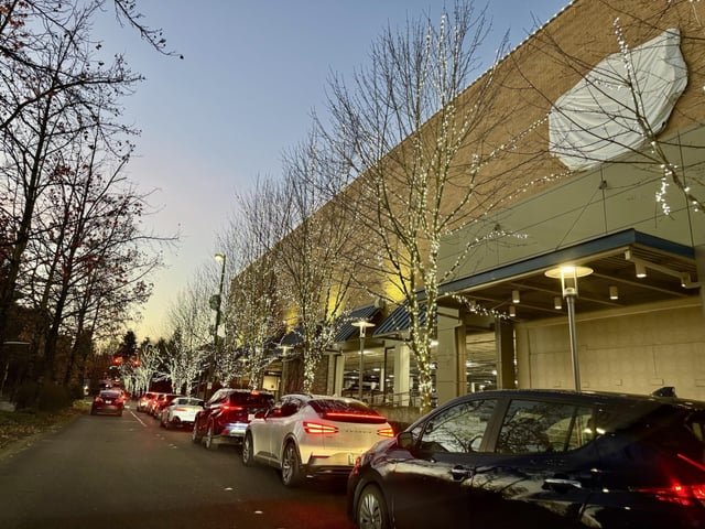 Fashion Retailer H&M to Open at Bellevue Square