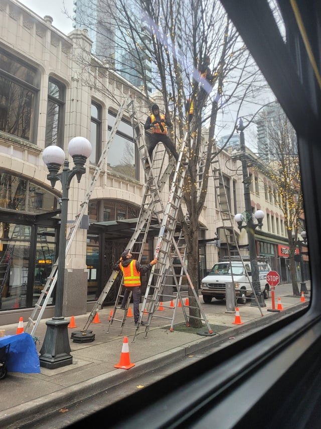 OSHA wishes you a happy holiday