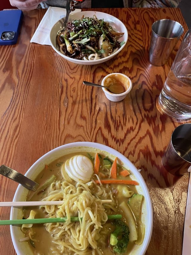 Sen noodle is delicious
