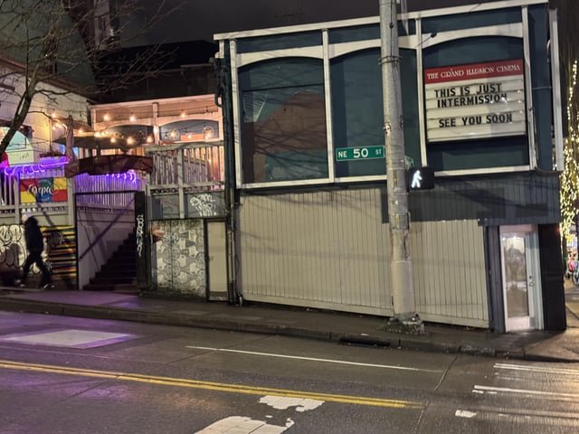 Grand Illusion Cinema closes after 50 years of movies tonight. Just saw one of their last showings “Cinema Paradiso”. Beautiful film and a wonderful, emotional goodbye to a truly special theater.