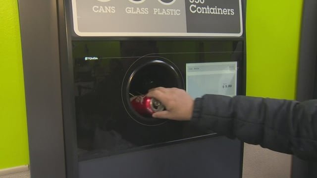 Bottle bill backers hope 10-cent fee refund will boost recycling in Washington state | king5.com