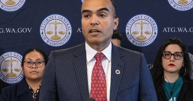 Judge in Seattle blocks Trump order on birthright citizenship nationwide