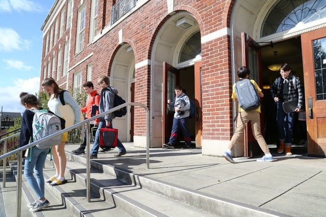 Are Seattle schools failing highly capable students? Parents raise concerns