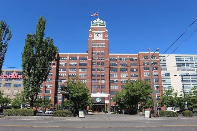 1100 Starbuck office employees laid off