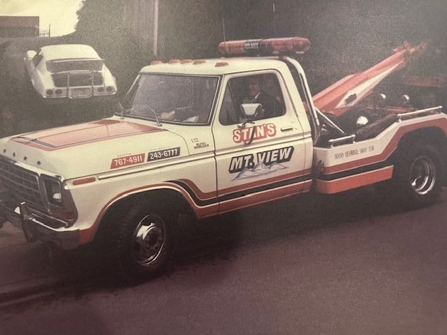 VIDEO: Tow trucks’ tribute to Stan Bradley