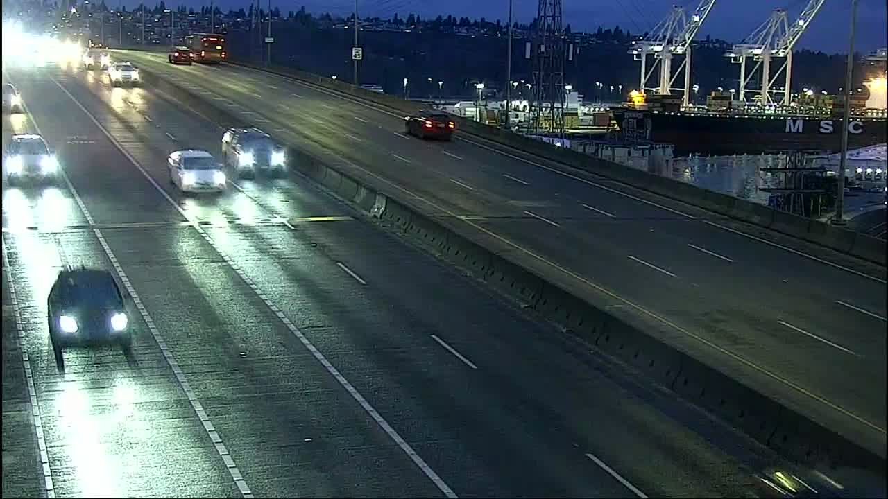 TRAFFIC CAMS, WEATHER, TRANSIT: Monday notes