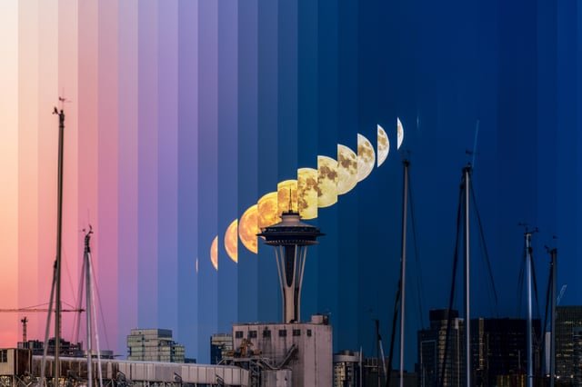 I made a time slice photo of the moon rising behind the Space Needle