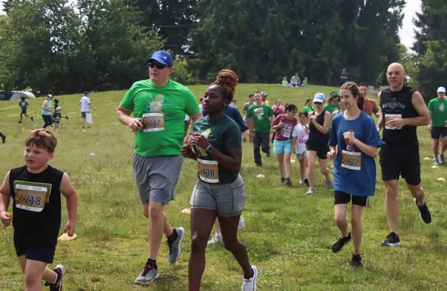 DEAL: Register a group/team for Loop the ‘Lupe before midnight tonight!