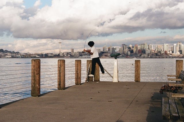 Levitating cast / Gold 200 / Minolta X700