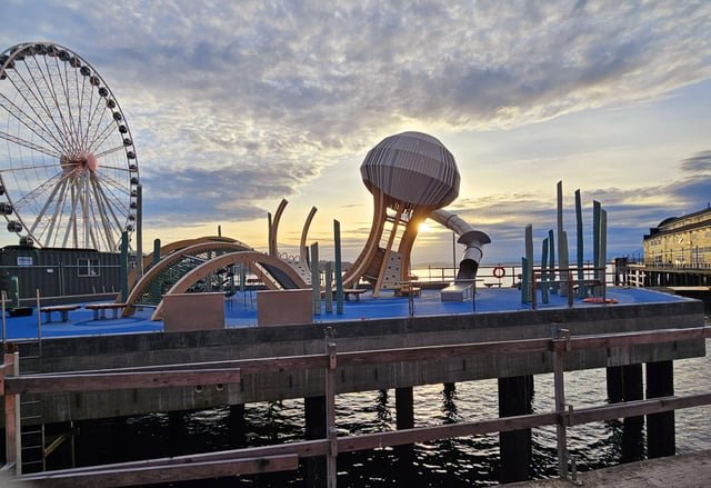 Jellyfish playground looking awesome at Pier 58