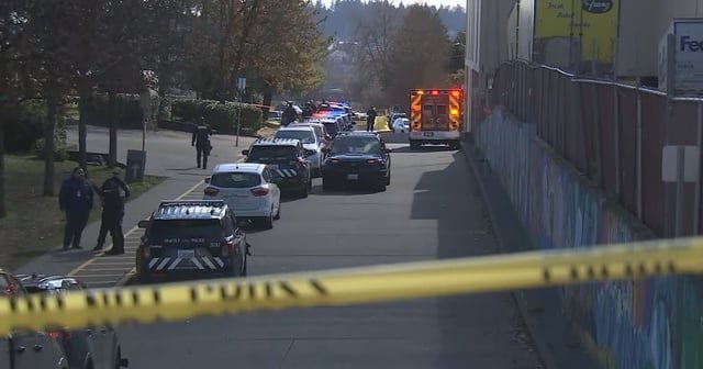 Student hit, killed walking to recess outside Washington Middle School in Seattle