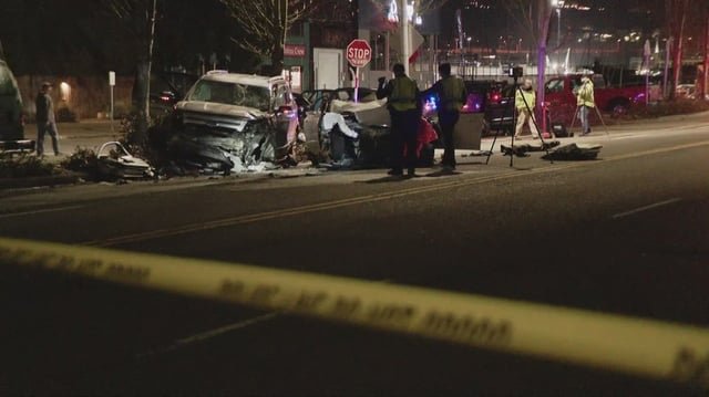 1 arrested, multiple injured in head-on collision in Seattle’s Westlake neighborhood