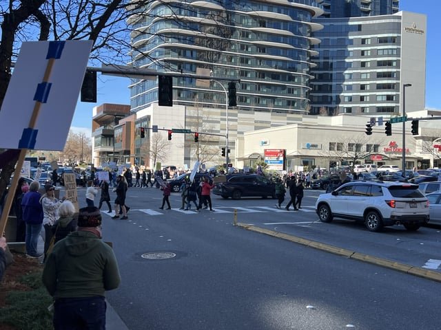 Protest in Bellevue Square