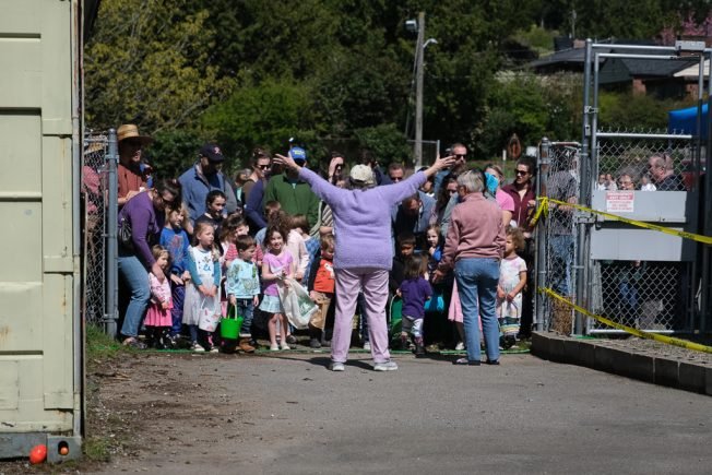 PHOTOS: Fauntleroy Community Association’s 2025 Egg Hunt, and your options for next weekend
