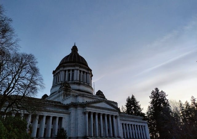 Rent Stabilization Makes It Across the Finish Line at Last Minute – The Urbanist