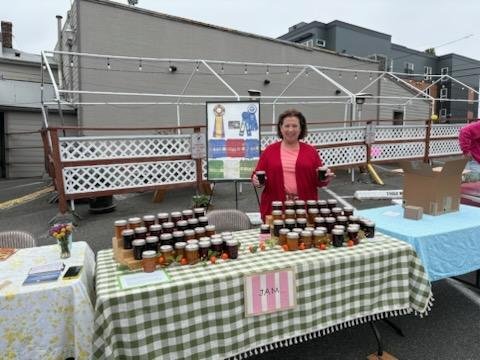 HAPPENING NOW: West Seattle Eagles sale and benefit barbecue