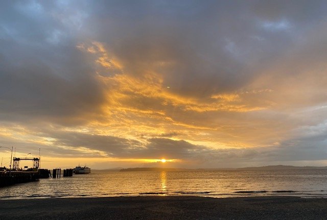 TRAFFIC, WEATHER, TRANSIT, ROAD WORK: Back-to-school Monday