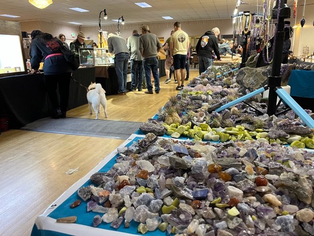 CONTINUING SUNDAY: West Seattle Rock and Gem Show, agleam as always