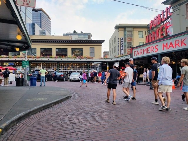 Market to Test Out Long-Requested Pike Place Car Ban – The Urbanist