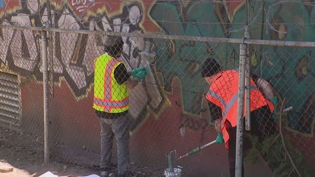 Notorious Seattle graffiti tagger ‘Eager’ is now cleaning up vandalism