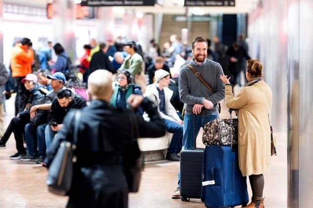 Link Light Rail needs to get onboard with fare gates at stations -> Crime on BART drops precipitously after 30/50 stations get the new secure fare gates – 50% drop vs last year