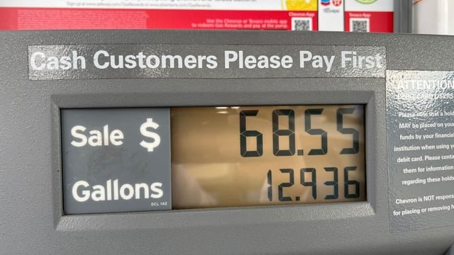 Washington approves 6-cent gas tax hike starting July