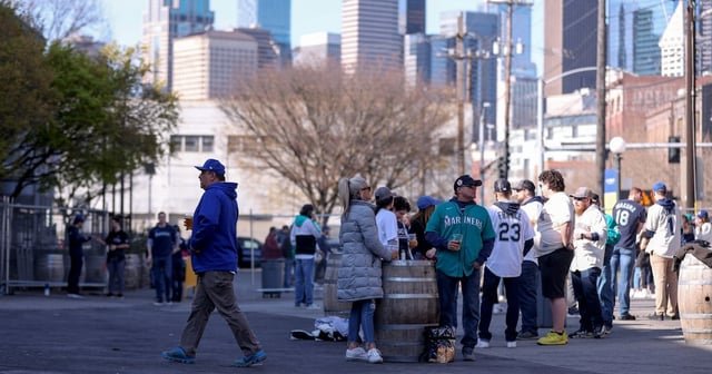 Beer gardens optional? New booze law sets stage for World Cup street sipping