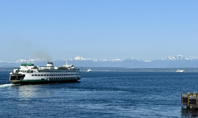3 Ferries – 1 Photo ☀️
