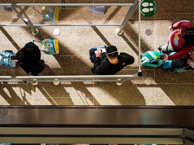 Canadian who visited 16 U.S. locations had measles, Seattle health officials say