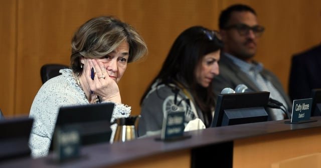 Seattle City Council advances on controversial ethics bill