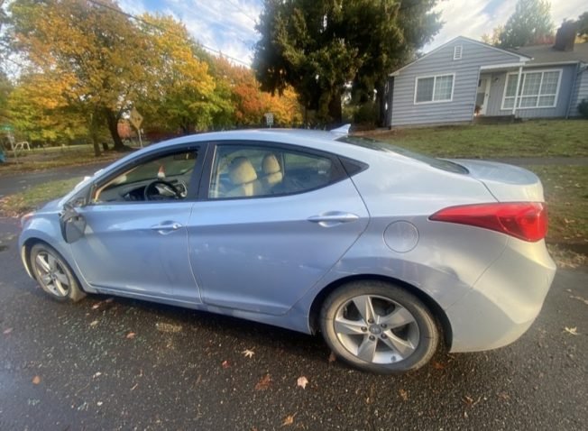WEST SEATTLE CRIME WATCH: Stolen light-blue Elantra; suitcases taken in car break-in