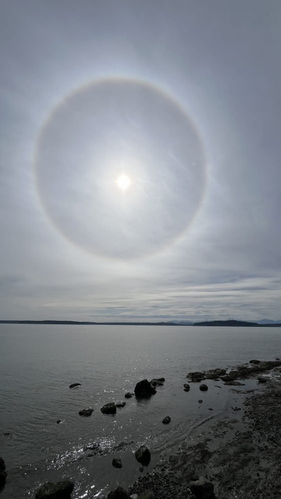 WEST SEATTLE WEATHER: Circle in the sky