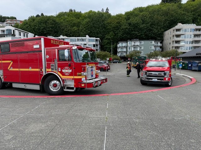 UPDATE: Big Seattle Fire response on land and sea