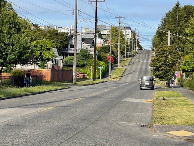 FOLLOWUP: Neighbors strategize after one West Seattle hill draws four non-accidental crashes