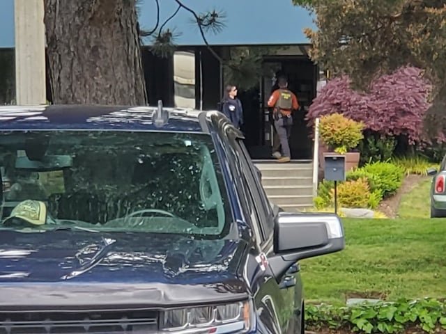 ICE arrests 17 in raid at Kent specialty beverage company