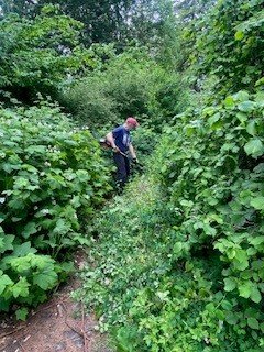 READER REPORT: Me-Kwa-Mooks North Loop Trail gets neighborly TLC. Maybe you can pitch in too