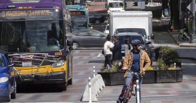 Seattle makes quick bike lane fix after driver hits cyclist