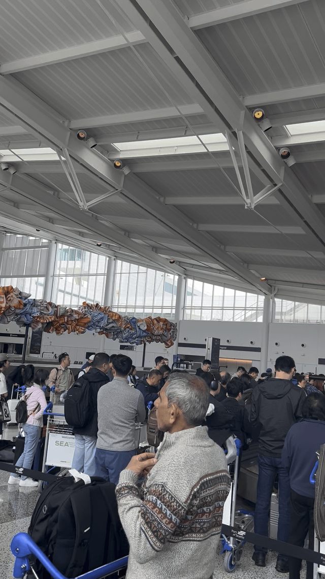 SeaTac airport passport control line on Sunday afternoon 5/11.