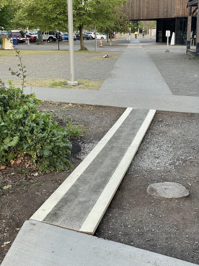 Thank you to whoever built this bike bridge by the Center for Wooden Boats! That gap was so annoying during my commute.