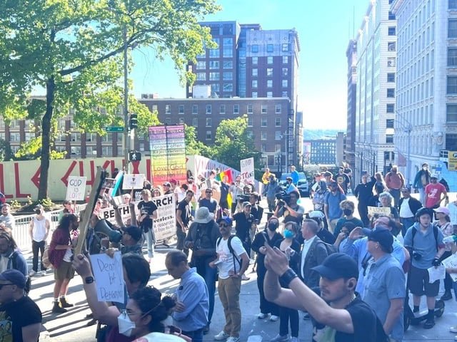 Anti-LGBTQ group, counterprotesters descend on Seattle City Hall over response to Cal Anderson rally