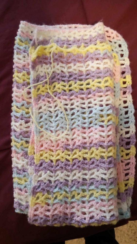 WEST SEATTLE CRIME WATCH: Box, docs, pics, blanket stolen in car break-in