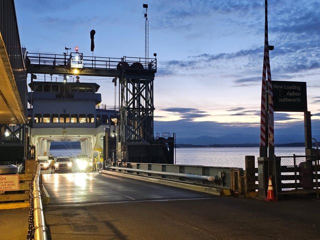 Cycled from Cap Hill to the Vashon Island ferry just as it arrived last night.