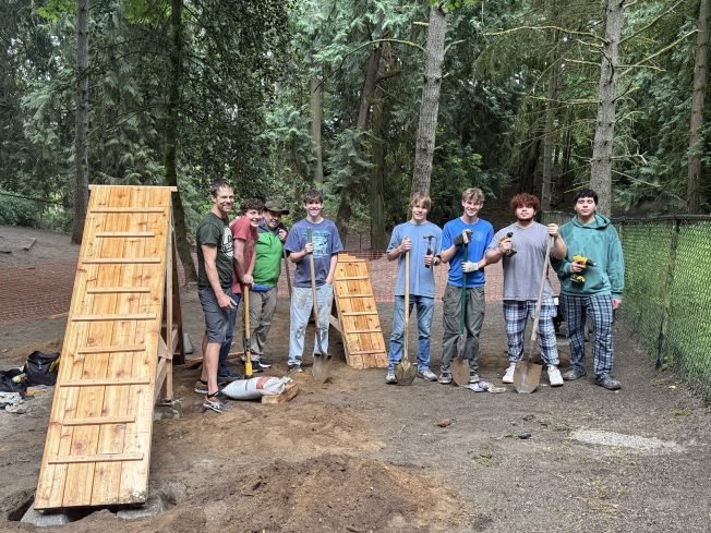 READER REPORT: West Seattle Eagle Scout project brings fun to dogs