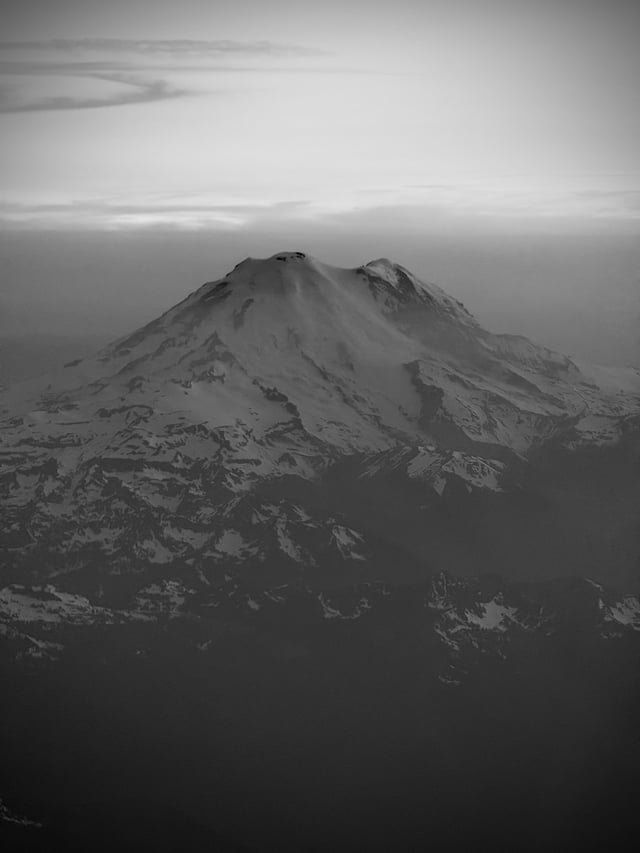 It’s just neat we live and fly right next to a super volcano until it isn’t 🌋