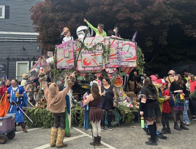 Fremont Solstice Parade (including reasonably SFW bicyclist pics)